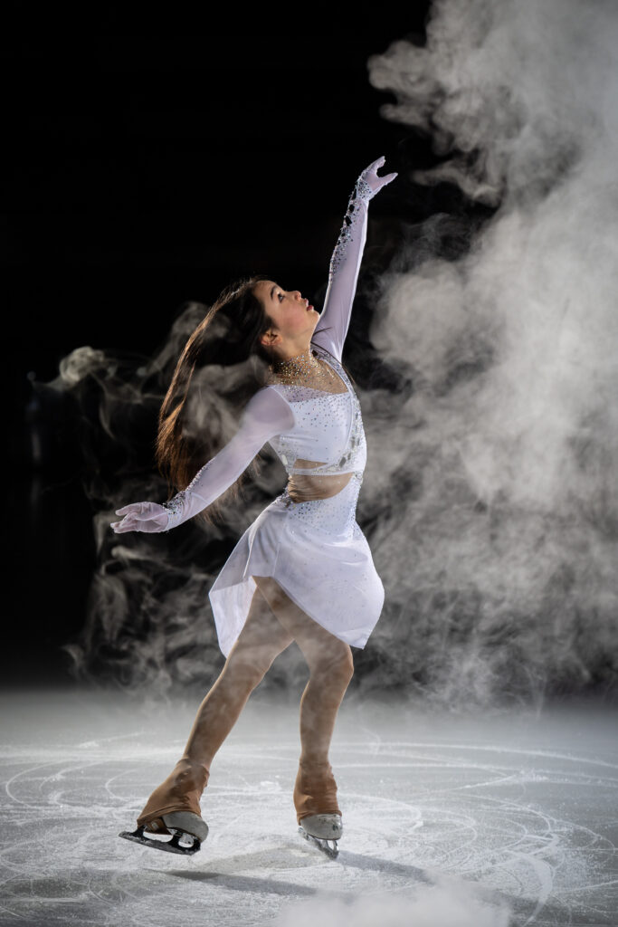 2024-02-25-eiskunstlauf-mayuka-yumika-süess-24